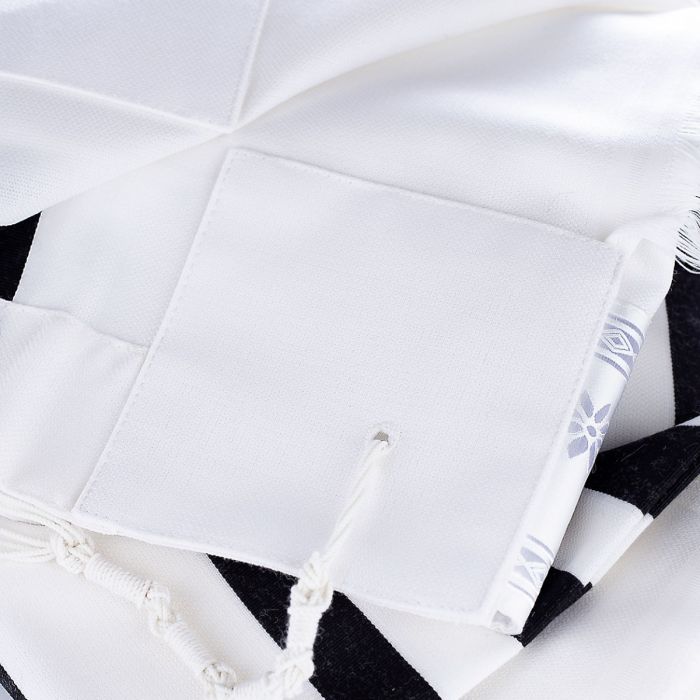 Elite Edition Wool Tallit – Traditional Black Stripes – Non-Slip